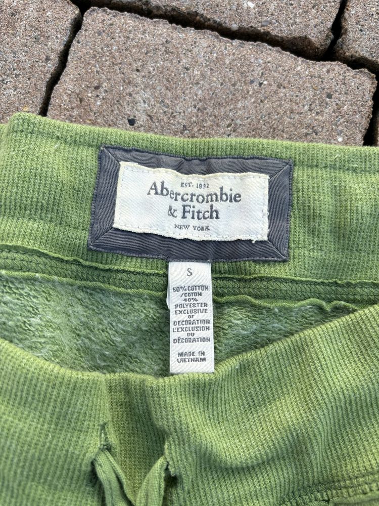 Spodenki Abercrombie & Fitch S