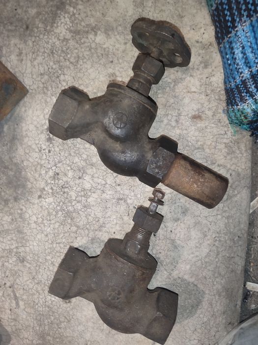 Краны чугунные новые