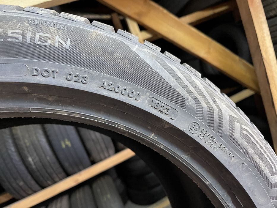 Шини нові зима 245/45R19 VREDESTEIN 2шт 23рік