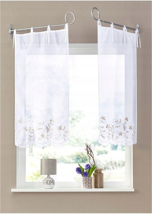 B.P.C prześwitująca firana zazdrostka ze złotymi wzorami ^39x55cm