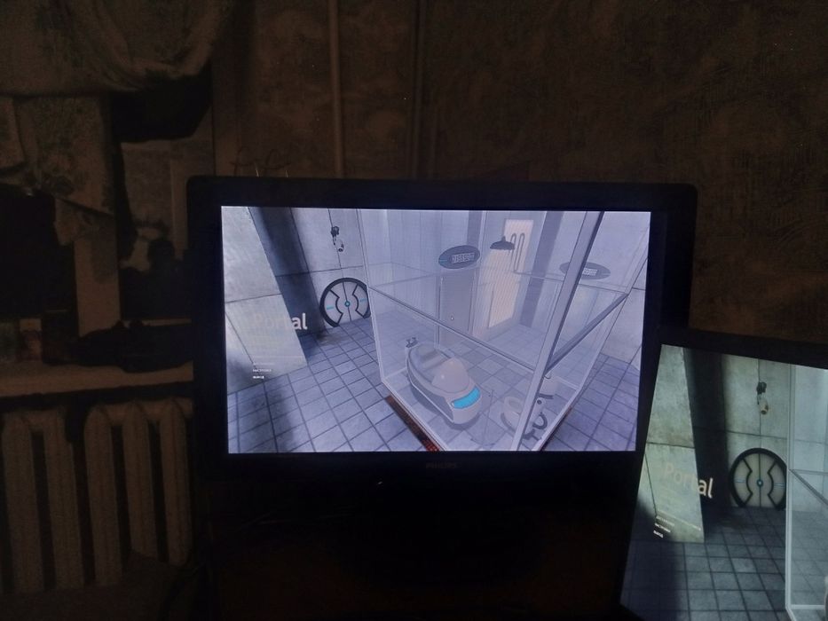 Продам монитор запчасти планшет, ноутбук и телефон.