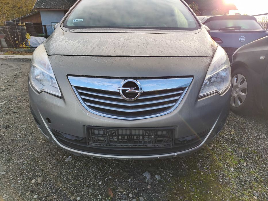 Opel Meriva B 1.3 CDTI 95KM Z13DTE kolor Z40W Cała na Części