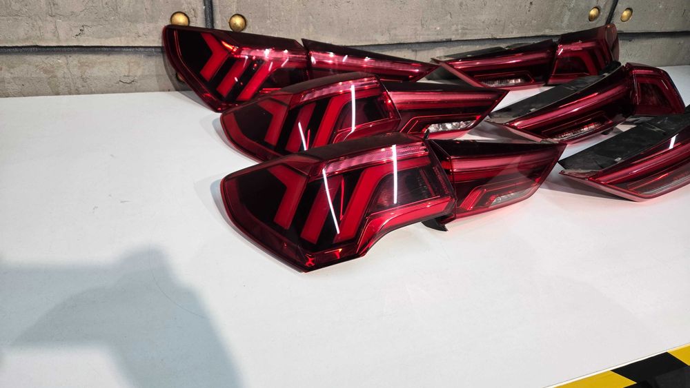 Audi Q3 83A задні стопи ліхтарі оригінал Європа комплект