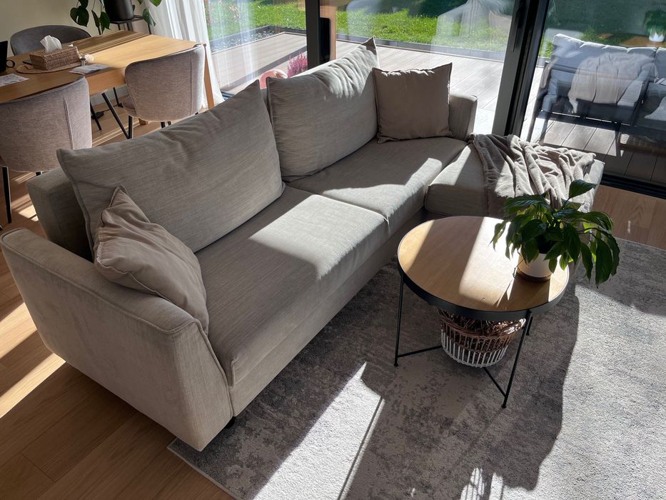 Kanapa z funkcją spania w tkaninie Aquaclean