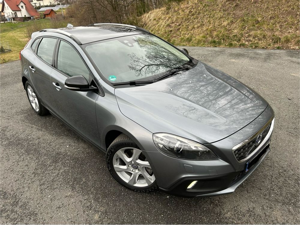 Volvo V40 Cross Country 2.0 150 Ps Panorama BiXenon Navi Led