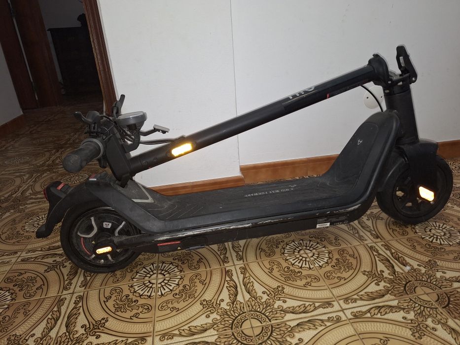 Trotinete NYU KQI3 PRO