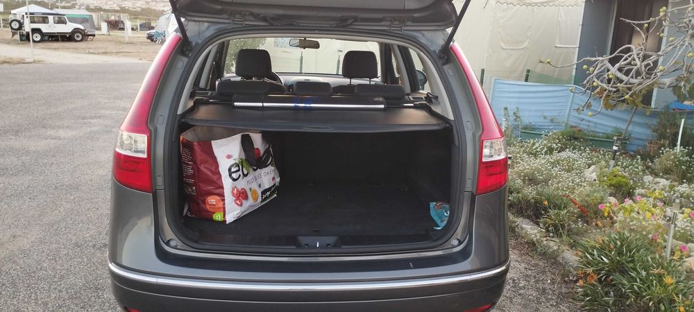 Vendo Hyundai I30 1.6 CRDI 110 CV de Dezembro de 2008