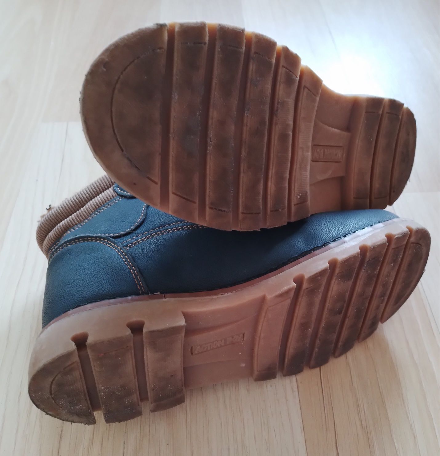 ACTION BOY 31 kozaki zadbane buty zimowe traperki na miśku wygodne