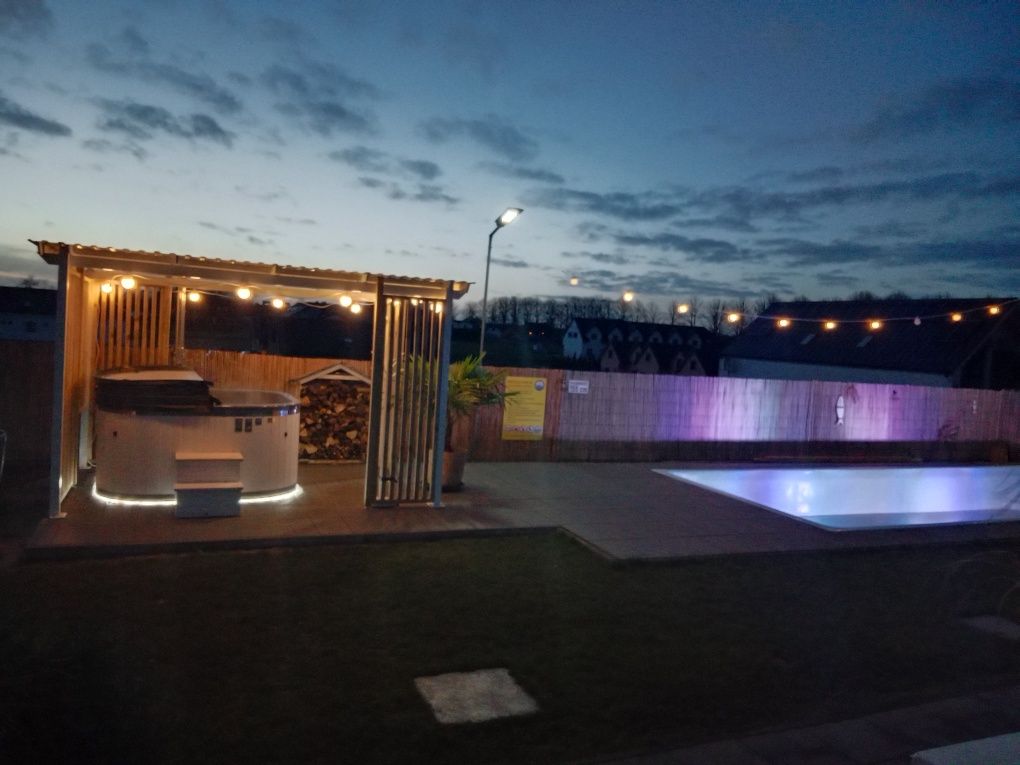 Domki Mielno basen jacuzzi sauna  balia blisko Sarbinowo