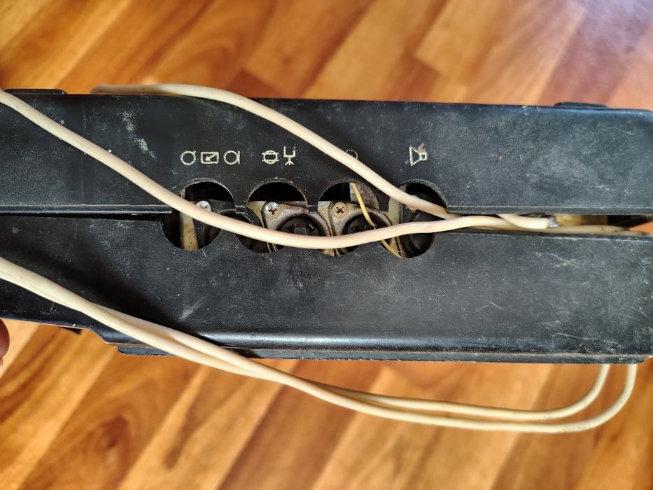 Магнітофон касетний електроника