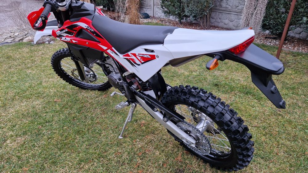 Husqvarna wr 125 wre Przebieg 368km 12mth Stan nowy