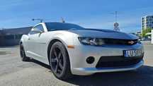 Chevrolet Camaro Amerykański muscle car z rasowym wydechem