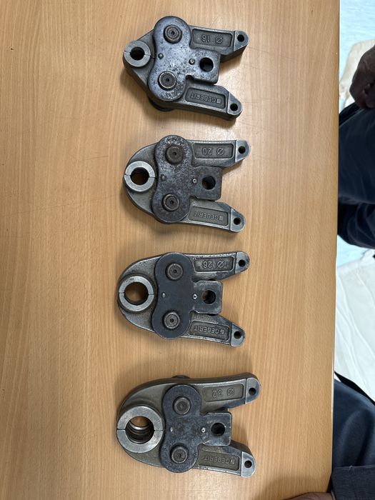 Mordaças Multicamada Geberit