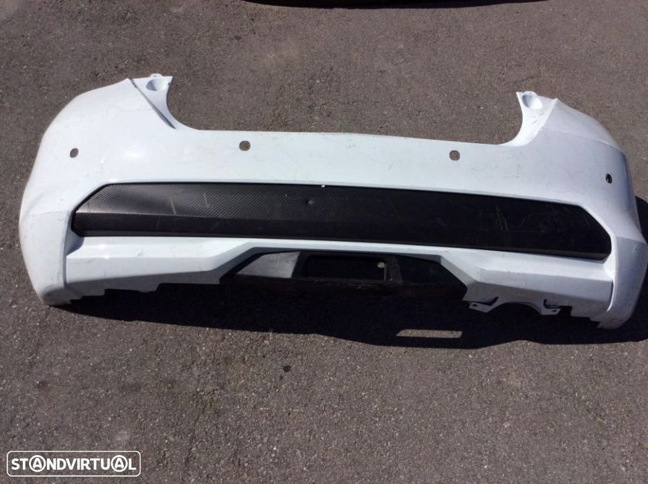 Parachoque nissan micra