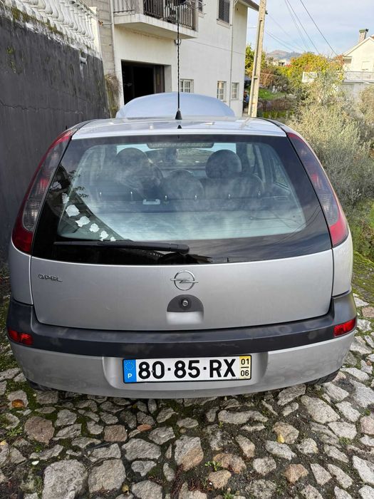 Vendo Opel Corsa em ótimo estado