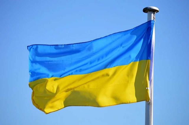 Флаг Украины (Прапори України) 90 х 140 см. Розница флаги. Качество.