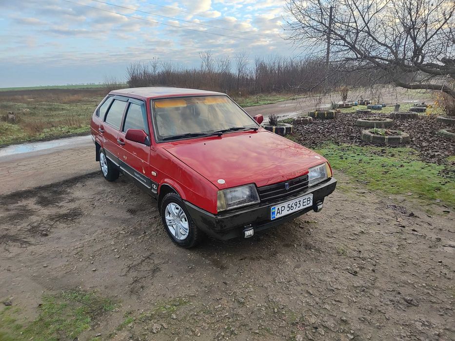 Продам машину.ваз2109