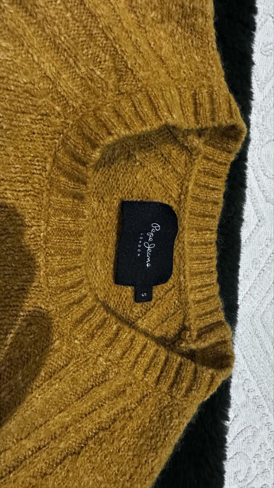 Lote de roupa de marca