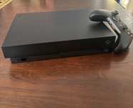 Xbox one x 512GB SSD + gratisie 4 gry oraz 3 szklanki