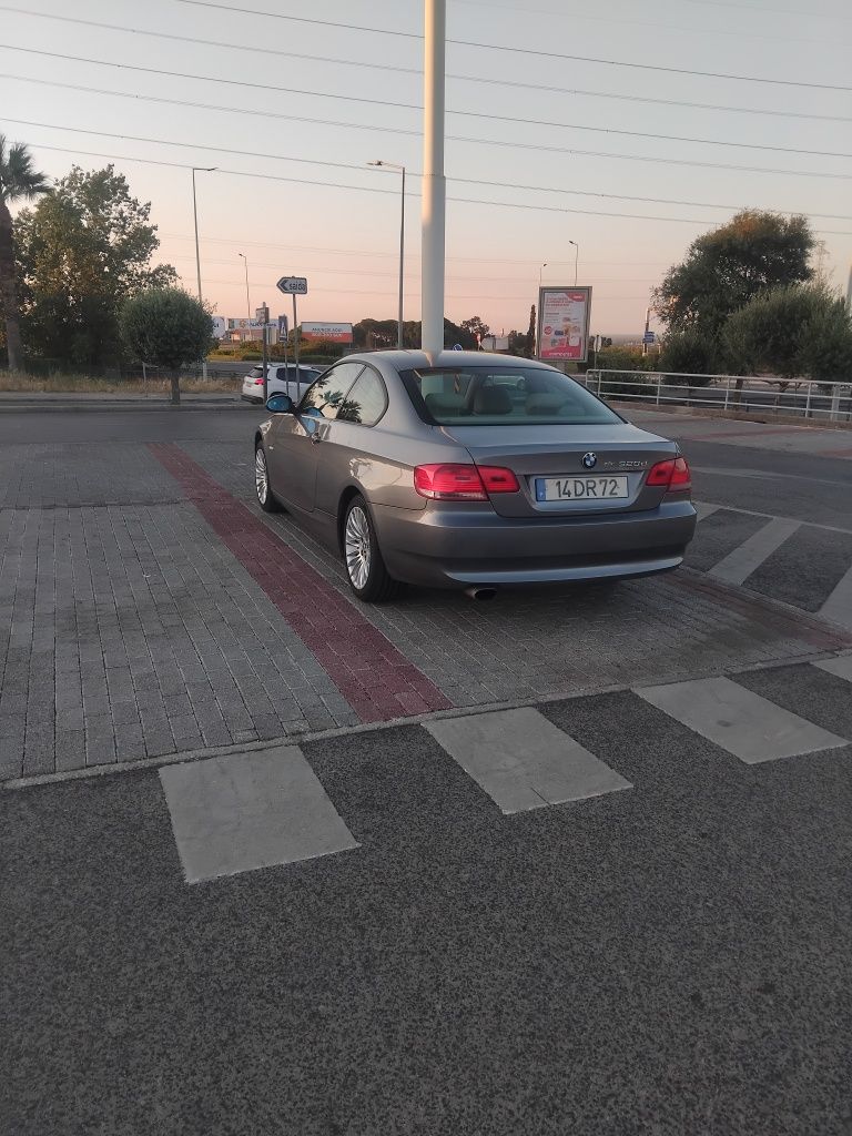 BMW 320 E-92, coupe de 177cv 2007