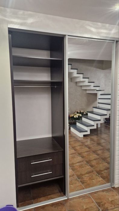 Чудова шафа купе