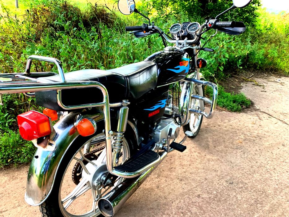 Подам альфа zx50f в гарному стані