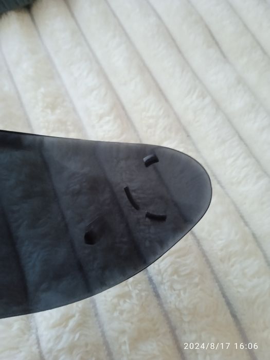 Чорний візер на шолом