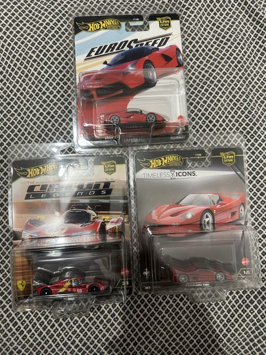 Hot wheels 3x ferrari premium f50, laferrari, 499p