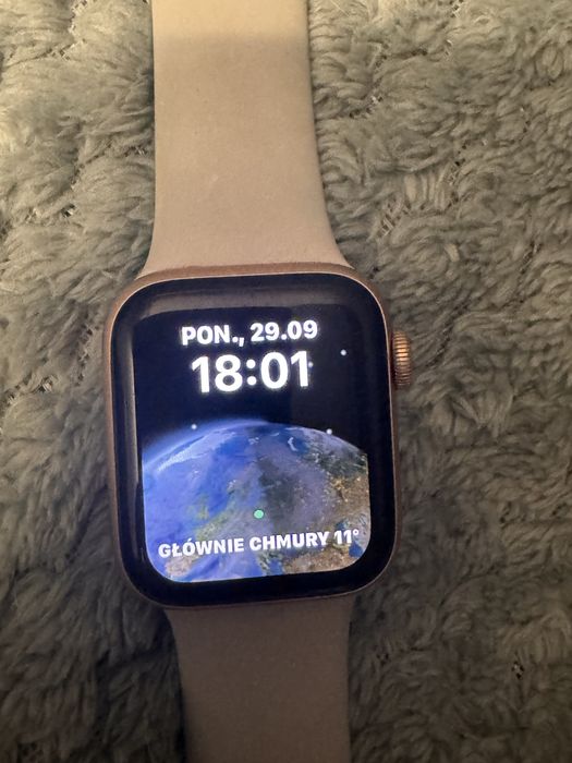 Apple Watch SE 40 mm rose gold