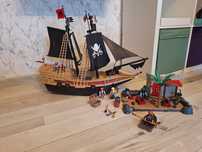 Playmobil statek piracki okręt bojowy wyspa