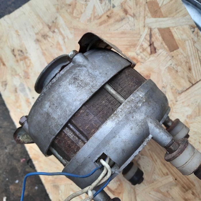 Електромотор з пральної машини