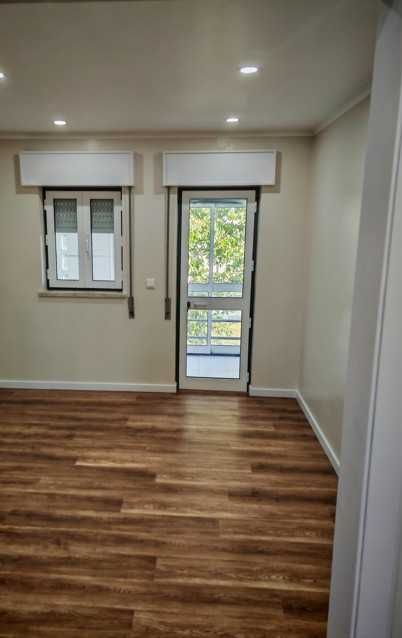 Apartamento T3 Totalmente Renovado no Bairro dos Álamos
