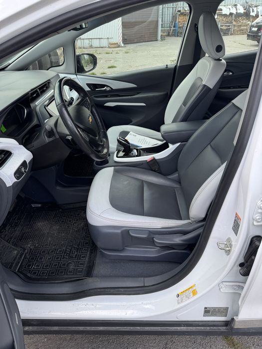 Оренда авто під таксі Chevrolet Bolt EV 2021 рік