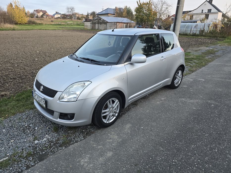 Okazja Suzuki Swift Lift 1.3 benzyna 2009/2010 Klima