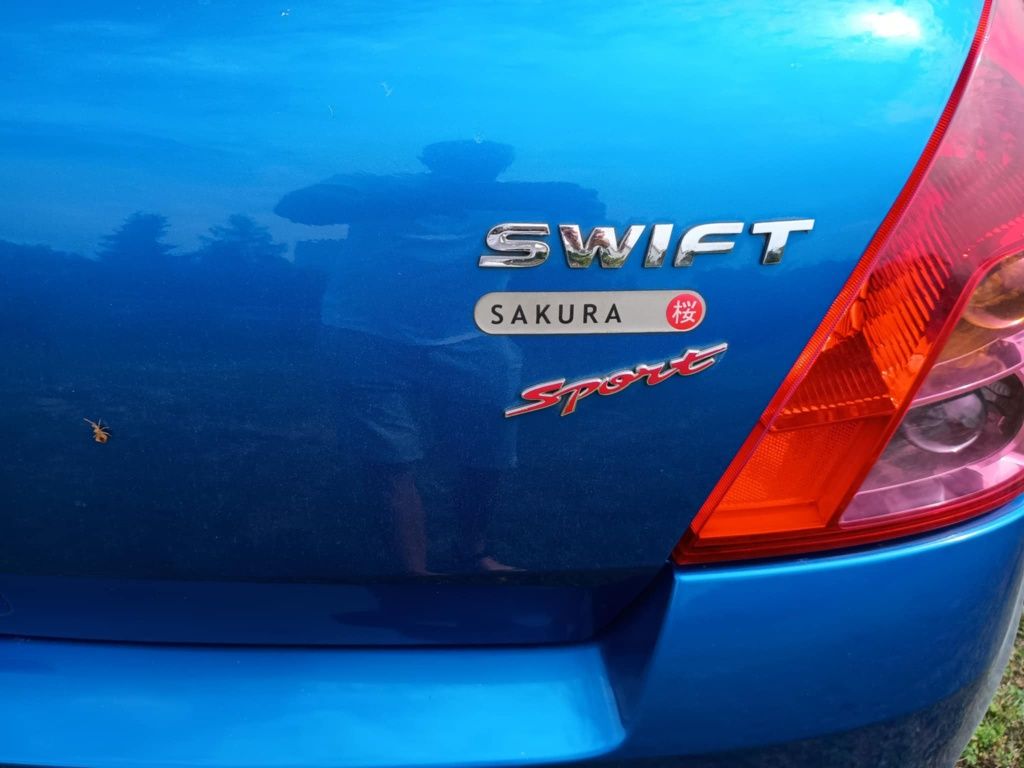 Suzuki Swift Sakura
