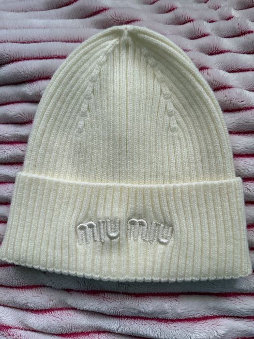 Шапка miu miu жіноча