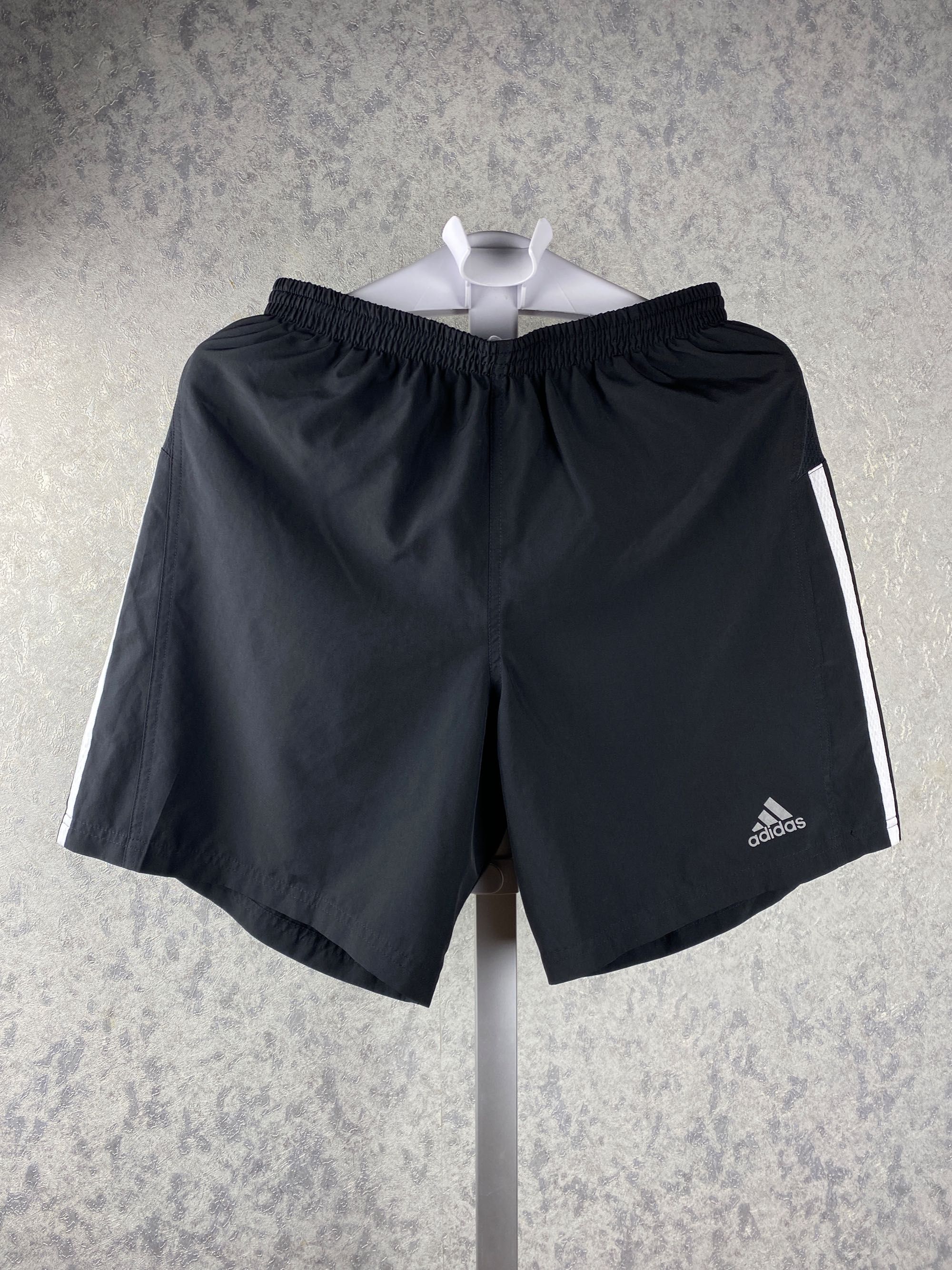 Легкие мужские спортивные черные шорты Adidas Response