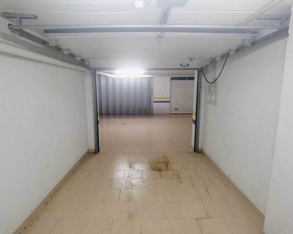 Garagem para venda no Centro da Marinha Grande