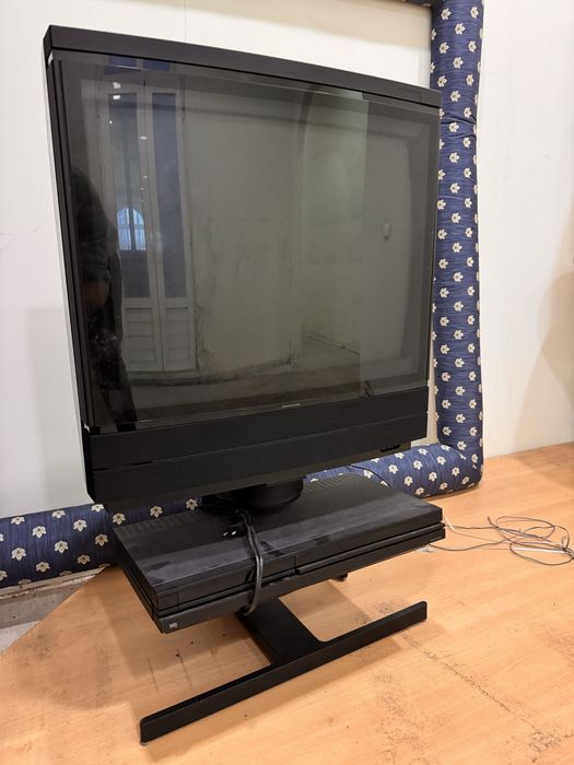 TV Bang&Olufsen Beovision 7000 - Anos 90