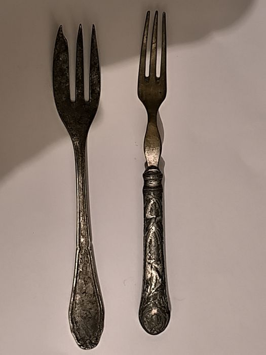 2 po 20 zł Zabytkowe posrebrzane sztućce