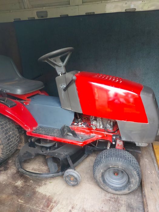 Durzy traktorek kosiarka bez kosiska i silnika