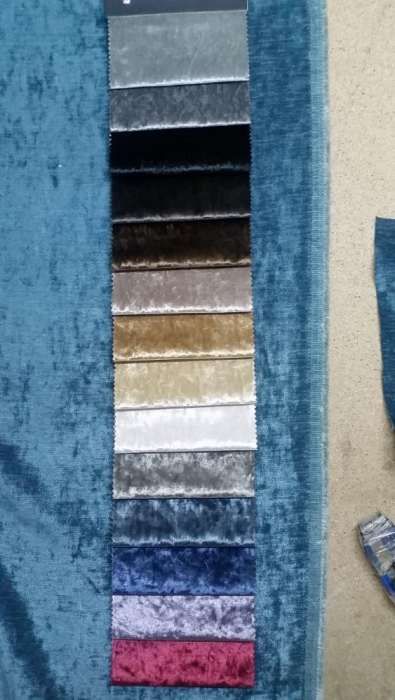 Mesa de Manicure capitonê Veludo brilhante, 140x50cm altura80cm