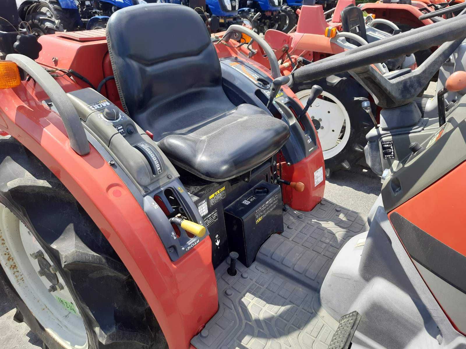Міні-трактор Mitsubishi MT241