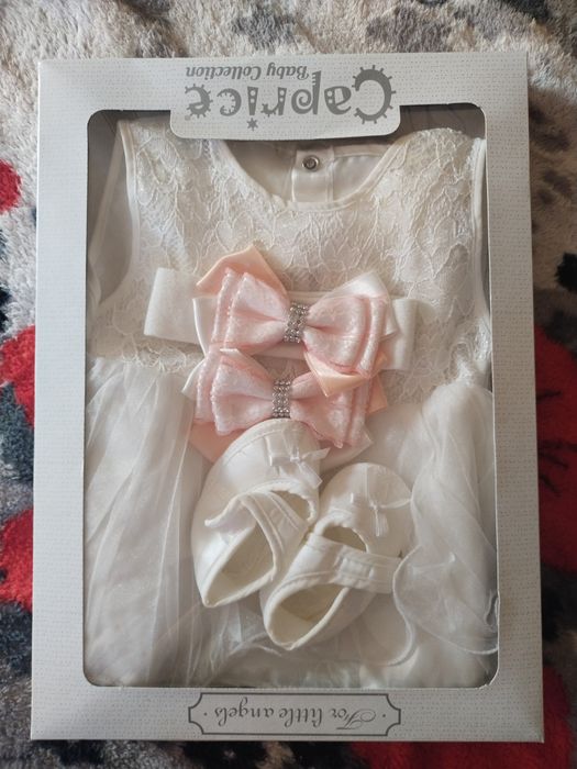 Нарядний комплект на дівчинку  0-3 міс.