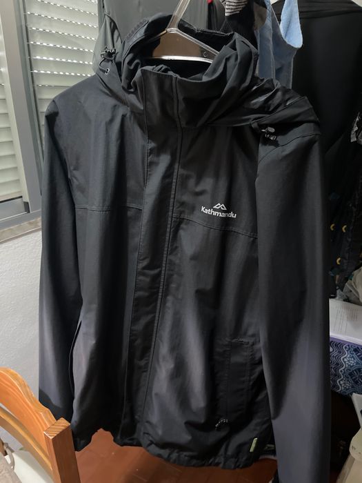 Capa de chuva, casaco corta vento Kathmandu