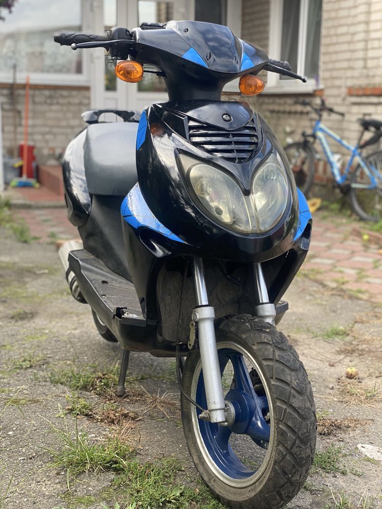 Продам скутер недорого