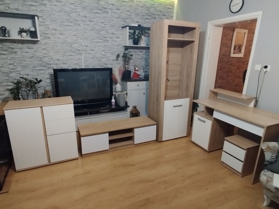 Zestaw mebli Komoda + RTV + biurko/toaletka + słupek + szafka  !