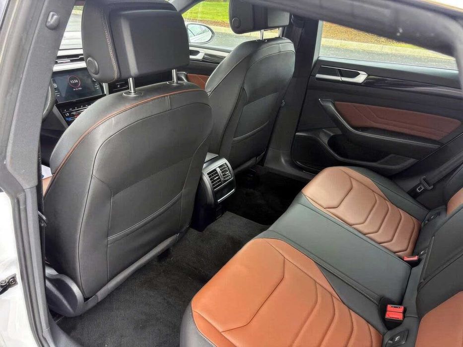 Volkswagen Arteon SEL R-Line 4Motion      2021