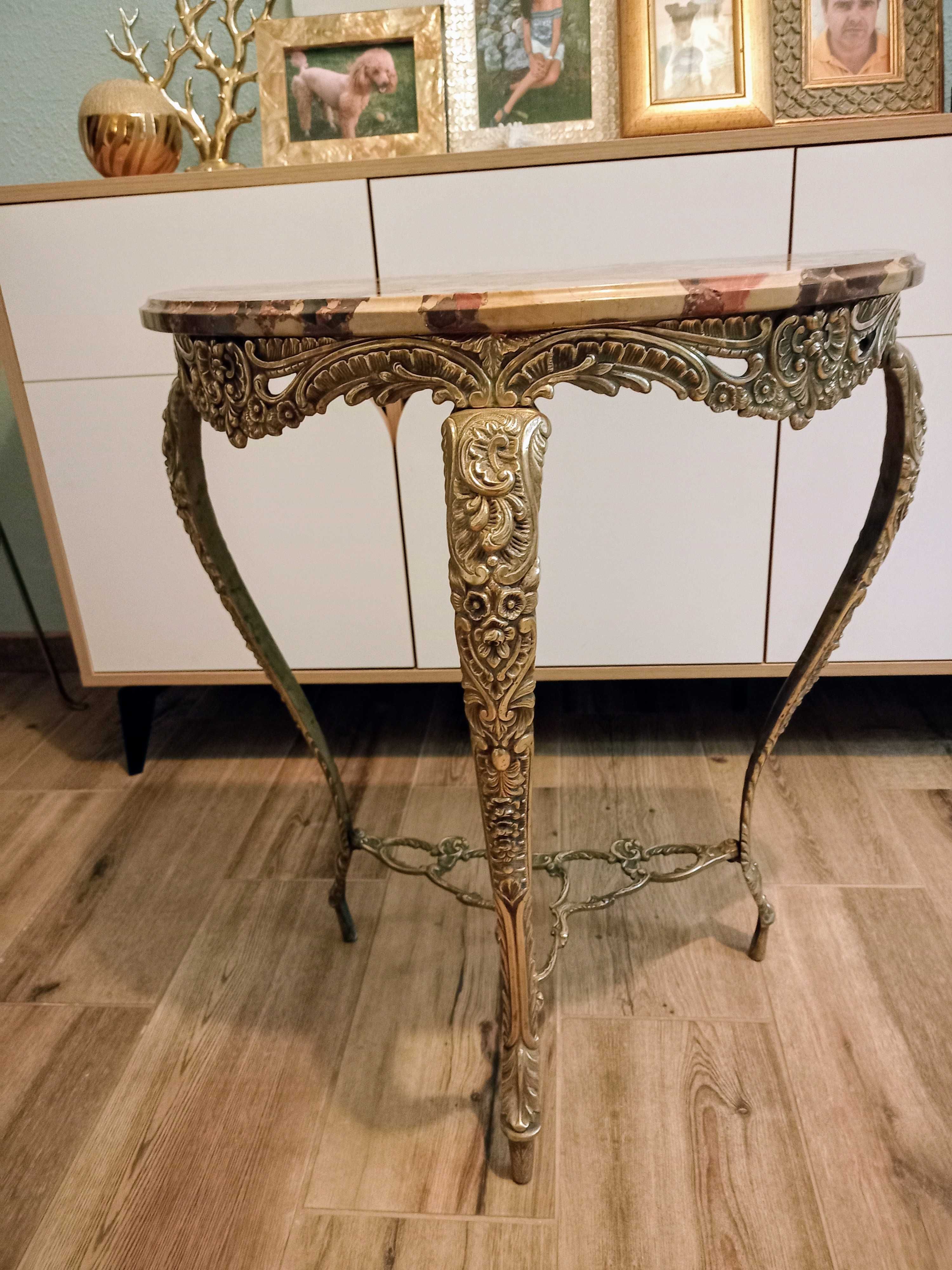 Mesa,tampo Brecha da Arrábida biselada,base latão.LER DESCRIÇÃO TOTAL!