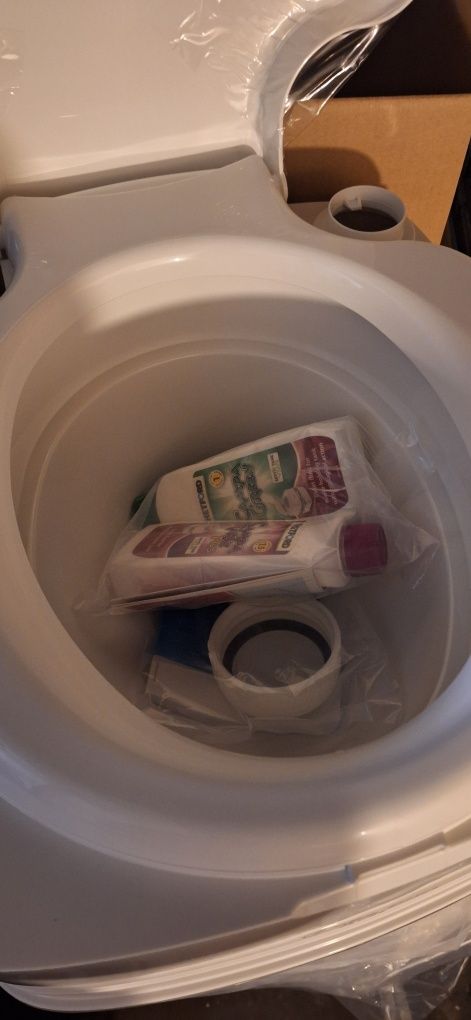 TOALETA PRZENOŚNA Thetford wc kamper